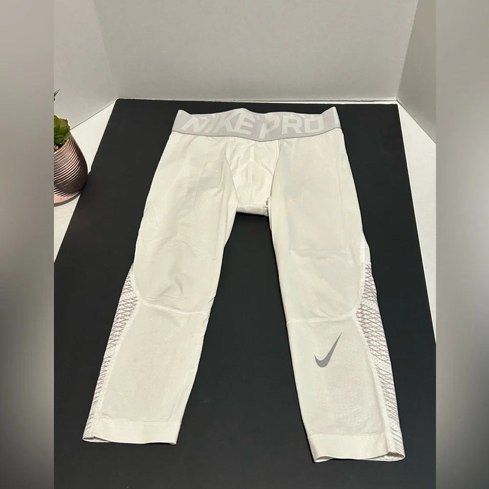 Nike Pro Cream Leggings